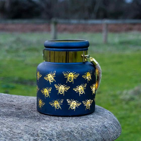 Bee lantern product photo ai4 L