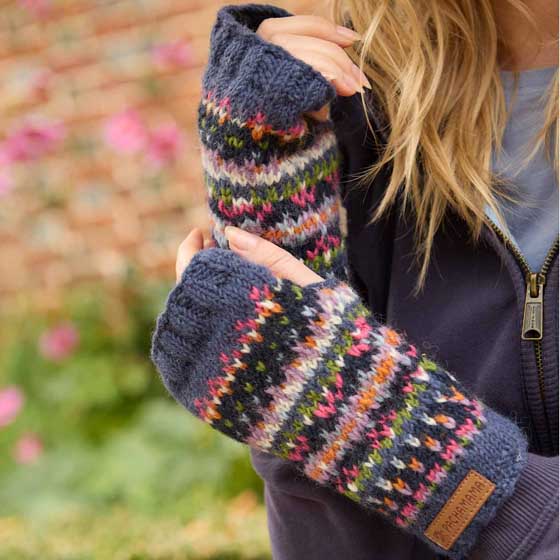 Fairisle wool handwarmers by Pachamama Knitwear product photo default L