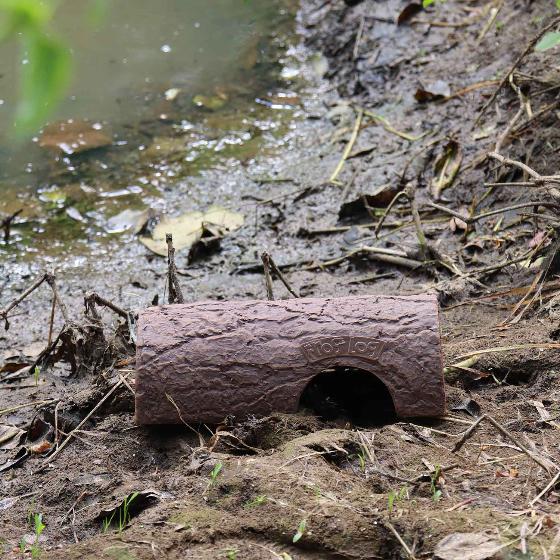 Frog log eco frog and toad shelter product photo side L