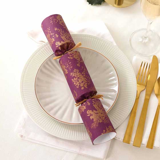 Fruits of the forest recycled crackers with wooden decorations, 2x boxes of six product photo side L