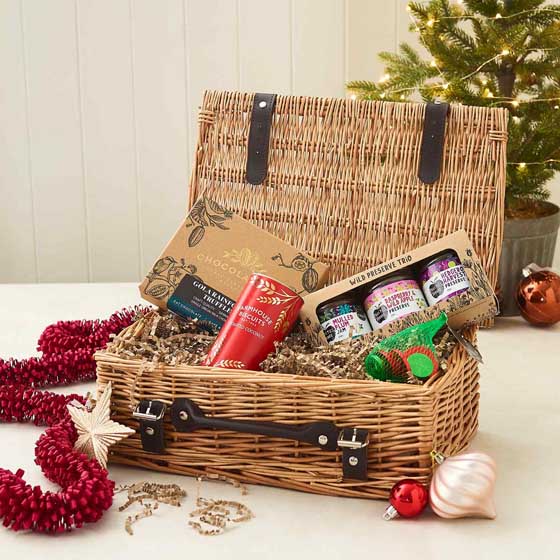 RSPB Christmas hamper product photo side L