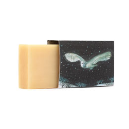 Mint, pine, cedarwood & patchouli soap by Heaven Scent product photo