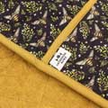 Bee organic cotton oven gloves product photo back T